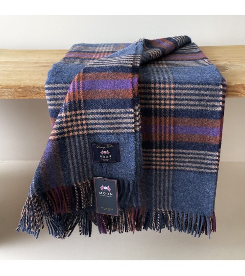 Plaid Christchurch Bleu roi - Couverture en pure laine vierge Bronte by Moon anglaise plaid tartan ecossais 100 laine highland