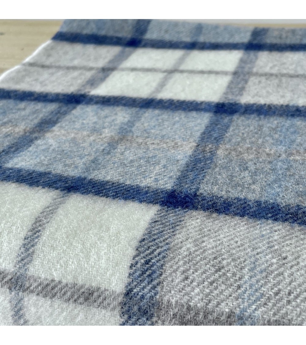 Winchester Sky - weiss und blau Schal, Merino Wollschal Bronte by Moon Damen Winter Winterschal Herrenschal woll schal mit fr...