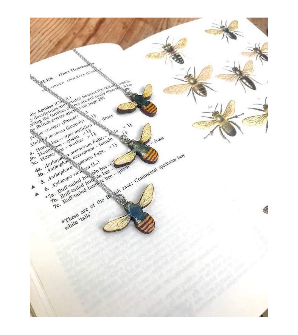 Bee - Necklace with pendant Fen & Co cute fashion design designer for women