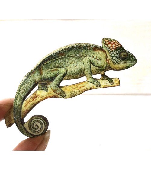 Chameleon - Wooden brooch Fen & Co broches and pins hat pin badges collectible