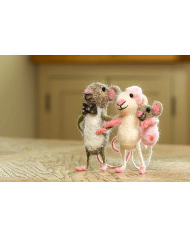 Maman & papa Souris avec leur petite fille - Objets déco Sew Heart Felt original kitatori suisse