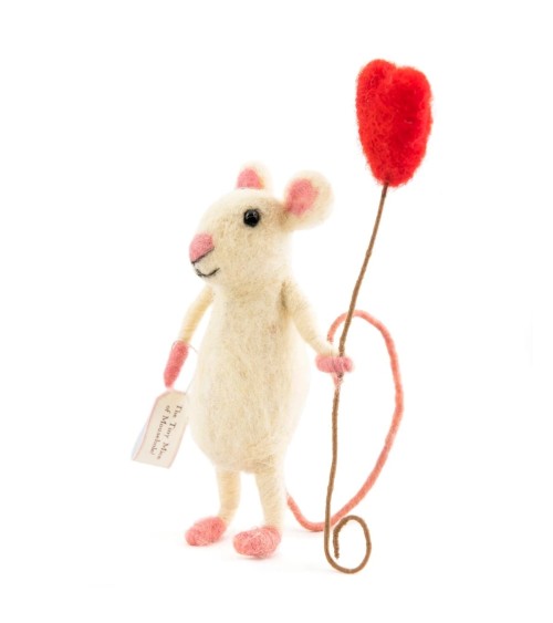 Kenza with her heart-shaped balloon - Decorative object Sew Heart Felt original kitatori switzerland