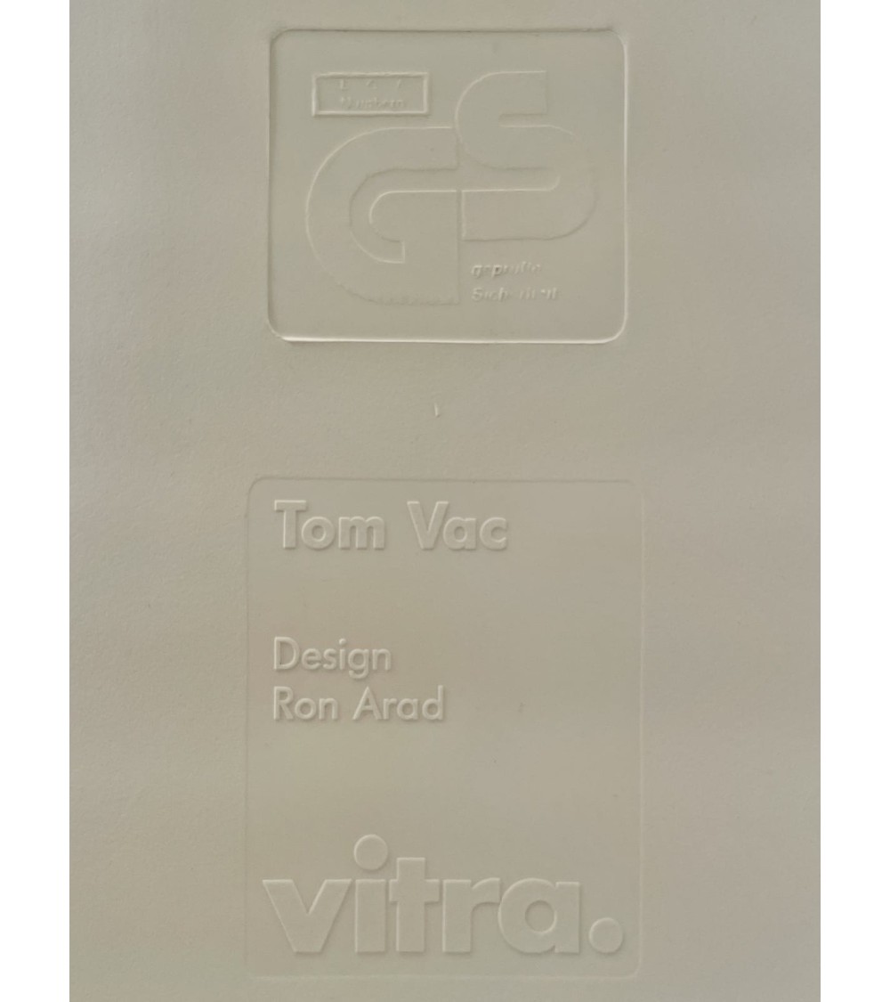 Tom Vac Chair - VITRA - Second Hand kitatori switzerland vintage furniture design classics