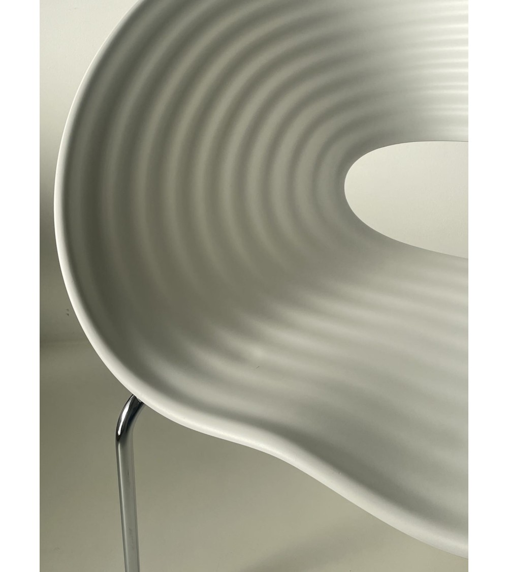 Tom Vac Chair - VITRA - Second Hand kitatori switzerland vintage furniture design classics