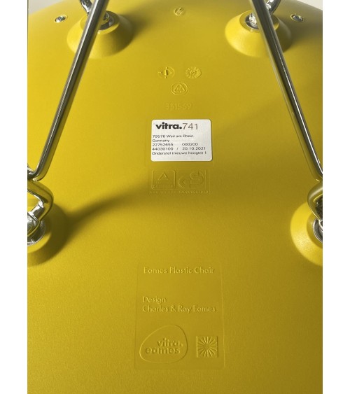 Eames Plastic Side Chair DSR - VITRA - Second Hand kitatori switzerland vintage furniture design classics