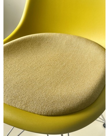 Eames Plastic Side Chair DSR - VITRA - Second Hand kitatori switzerland vintage furniture design classics