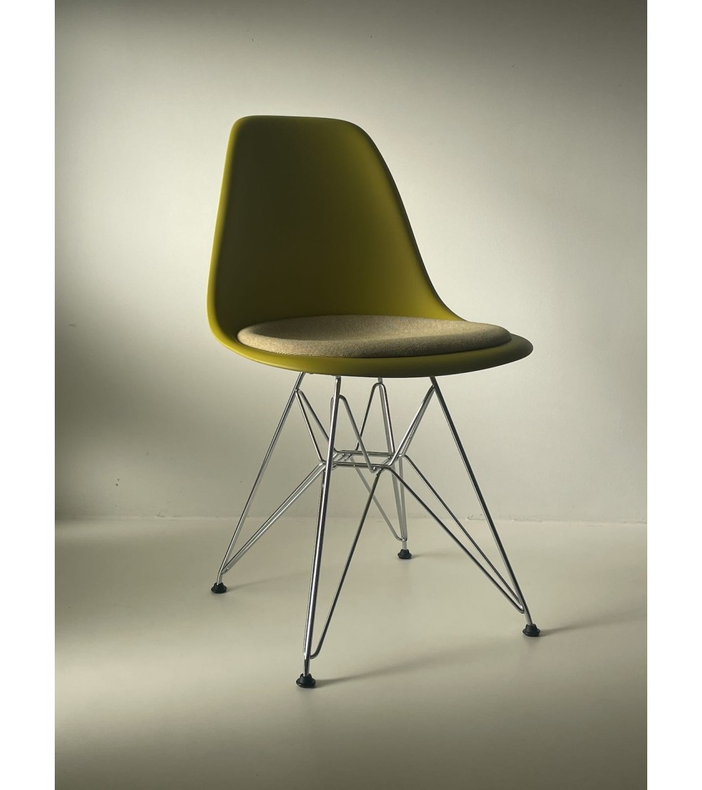 Eames Plastic Side Chair DSR - VITRA - Usate kitatori mobili Oggetto di design vintage svizzera