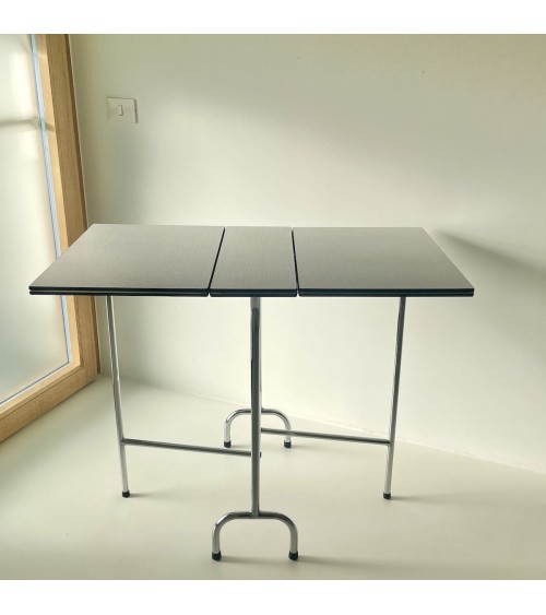 Klapptisch aus Resopal - Vintage 60er Jahre kitatori vintage shop design klassiker bern basel zürich