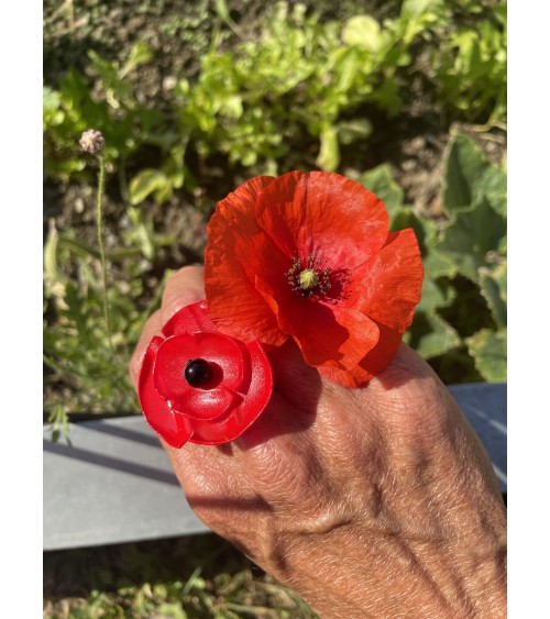 Poppy - Ring made of recycled plastic Jianhui London cute fashion design designer for women