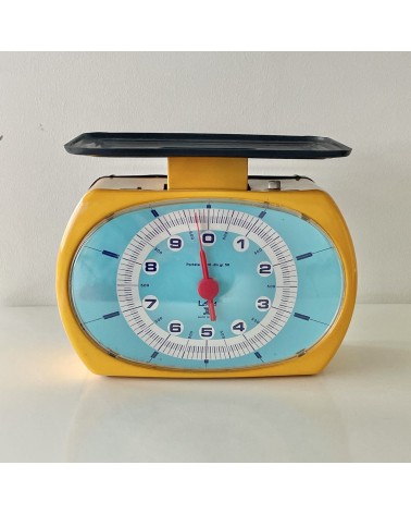 Bilancia da cucina vintage - Laica - Anni '70 kitatori mobili Oggetto di design vintage svizzera