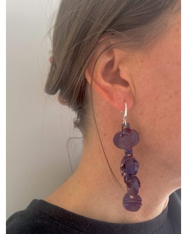 Nénuphar - Boucles d'oreilles pendantes en plastique upcyclé Jianhui London fantaisie original femme suisse