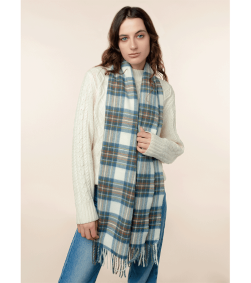 Tartan Muted Blue Stewart - écharpe en laine mérinos Bronte by Moon luxe pour femme homme