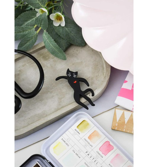 Pin's chat - Catisse icatrus Niaski pins rare métal originaux bijoux suisse