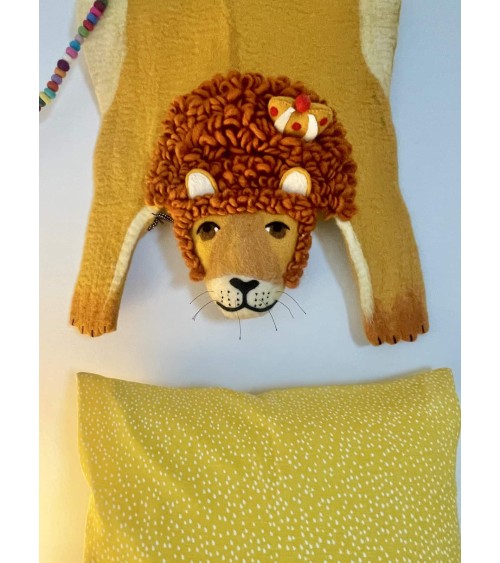 Leopold Le Lion - Tapis animal en laine Sew Heart Felt tapis animaux jungle chambre bebe animal enfant