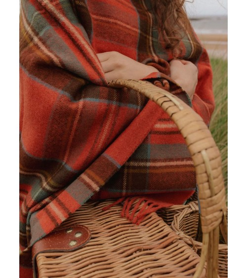 Antique Royal Stewart - Plaid écossais en laine merinos Bronte by Moon plaide pour canapé de lit cocooning chaud