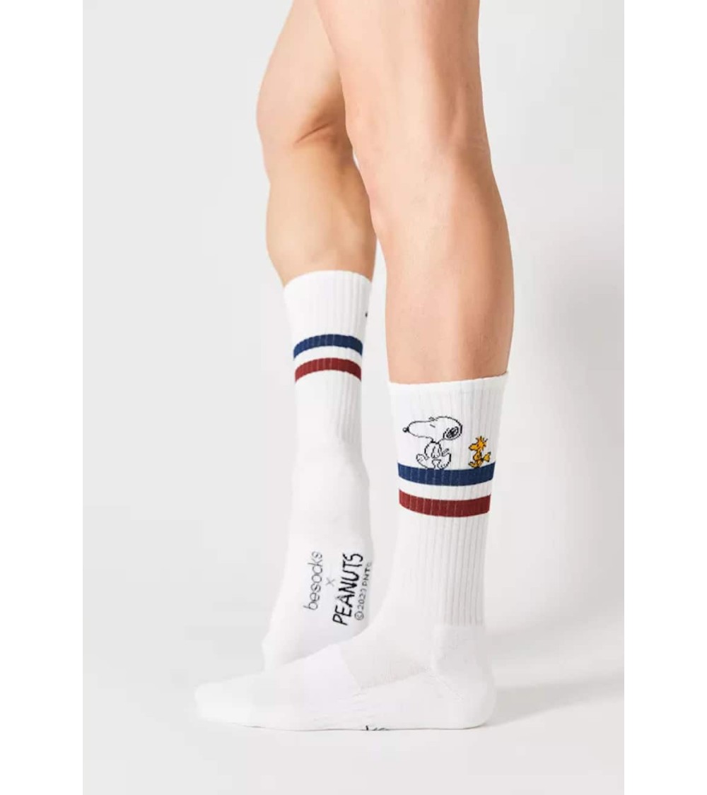 Be Snoopy Stripes - Weiße Sport Socken Besocks Socke lustige Damen Herren farbige coole socken mit motiv kaufen