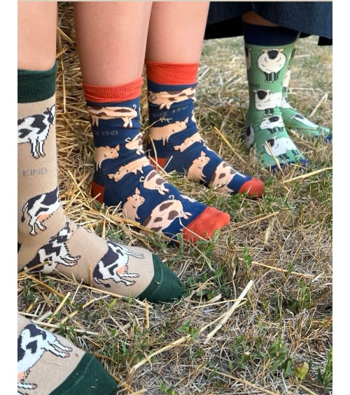 Salviamo le mucche - Calzini Bare Kind calze da uomo per donna divertenti simpatici particolari