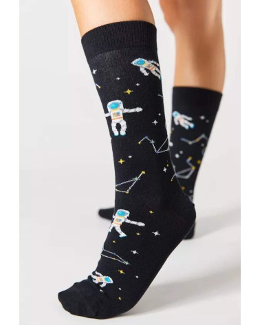 BeCosmos - Chaussettes noires Besocks jolies chausset pour homme femme fantaisie drole originales