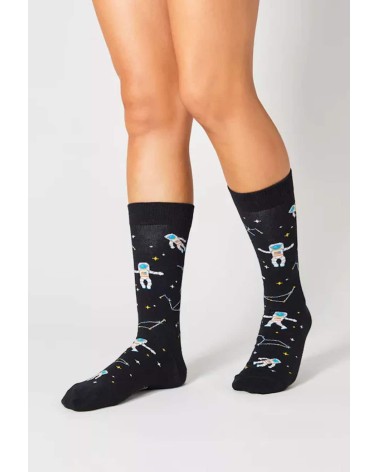 BeCosmos - schwarze Socken Besocks socke kuschelsocken für damen lustig herren farbige coole socken