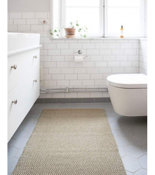 Vinyl Teppich - STRAND Mustard Brita Sweden küchenteppich küchenläufer waschbar waschbarer outdoor teppich Teppichläufer balkon