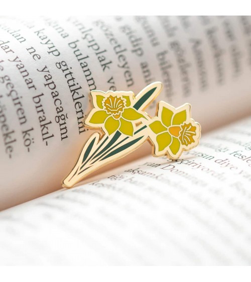 Enamel Pin - Daffodil Plant Scouts broches and pins hat pin badges collectible