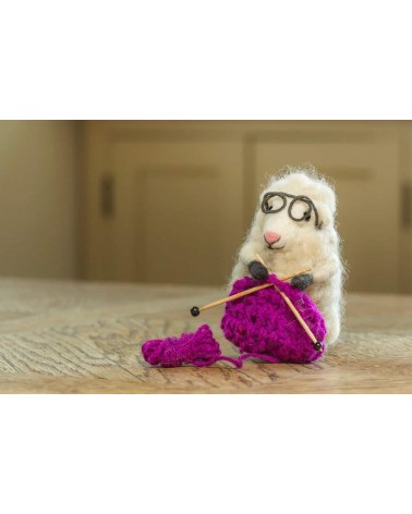 Nell - Sheep with purple knitting - Decorative object Sew Heart Felt original kitatori switzerland