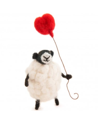 Sheply with her heart-shaped balloon - Decorative object Sew Heart Felt original kitatori switzerland