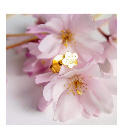 Sakura 3 pétales - Pin's doré à l'or fin Adorabili Paris pins rare métal originaux bijoux suisse