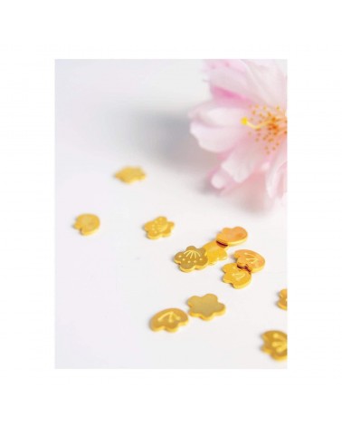 Sakura 3 pétales - Pin's doré à l'or fin Adorabili Paris pins rare métal originaux bijoux suisse