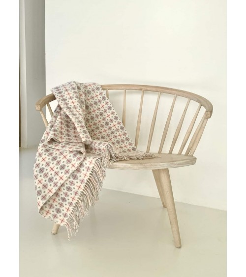 MILAN Blush - Merino wool blanket Bronte by Moon best for sofa throw warm cozy soft