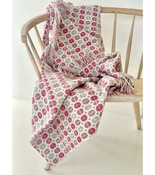MILAN Pink - Merino wool blanket Bronte by Moon best for sofa throw warm cozy soft