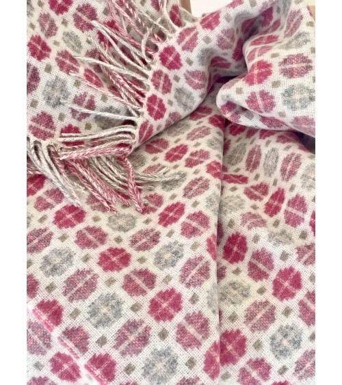 MILAN Pink - Merino wool blanket Bronte by Moon best for sofa throw warm cozy soft