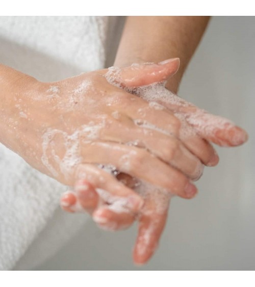Le Gandhi - handmade natural soap Clémence et Vivien hand good body face luxury soap