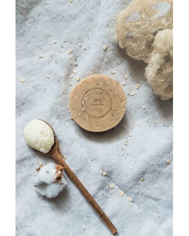 Macadamia and cereals - Body scrub, Natural soap Saly Savons hand good body face luxury soap
