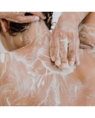 Macadamia and cereals - Body scrub, Natural soap Saly Savons hand good body face luxury soap