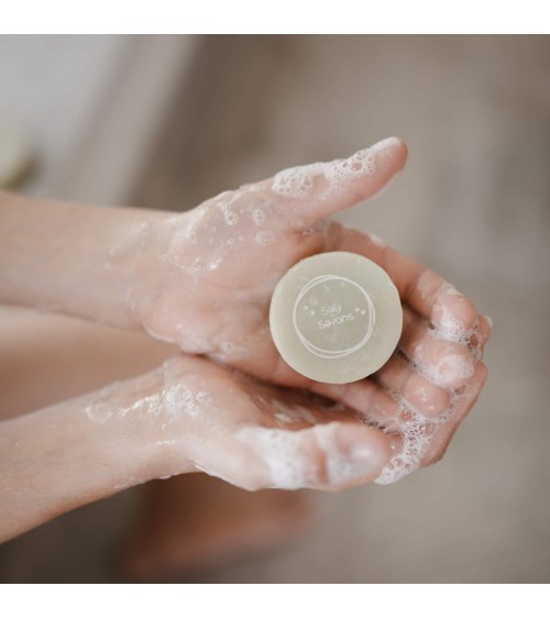 Lait de brebis & miel - Savon solide naturel Saly Savons artisanal pour les mains le visage le corps savons artisanaux luxe