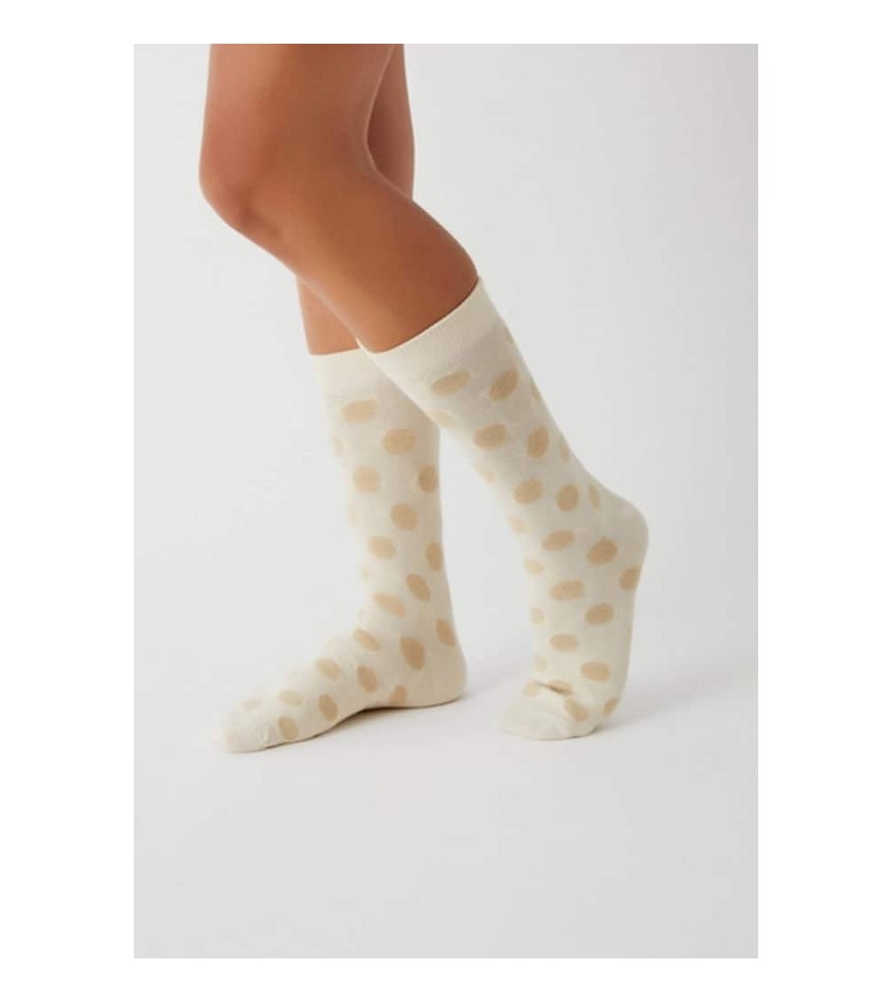 Chaussettes à pois BePolkadots - Beige Besocks jolies pour femme originales pour homme chausset rigolotes drole Suisse