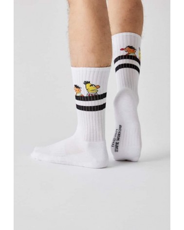 Be Sesame Street Epi & Blas - Chaussettes de sport blanches Besocks jolies chausset pour homme femme fantaisie drole originales