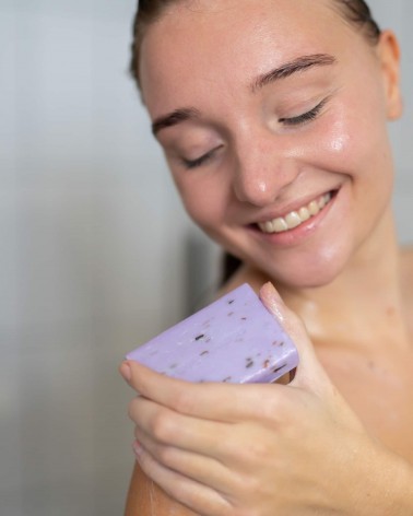 Lavander - handmade natural soap HappySoaps hand good body face luxury soap