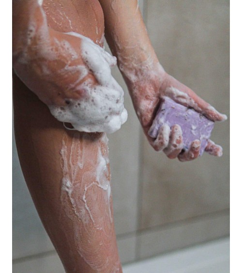 Lavandel - Natürliche feste Seife HappySoaps handgemachte Seifen Seifenstück Vegan natur natürliche seife schweizer kaufen