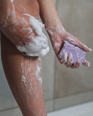 Lavandel - Natürliche feste Seife HappySoaps handgemachte Seifen Seifenstück Vegan natur natürliche seife schweizer kaufen