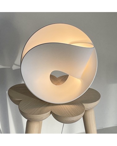 TULIP - Lampe de table, lampe de chevet Pierre Cabrera a poser de nuit led moderne originale design suisse