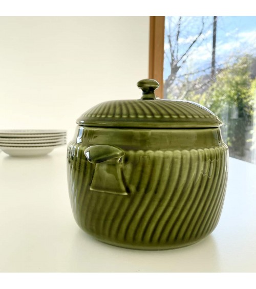 Vintage Gemüseschüssel, Schüssel mit Deckel - Boch Frères kitatori vintage shop design klassiker bern basel zürich