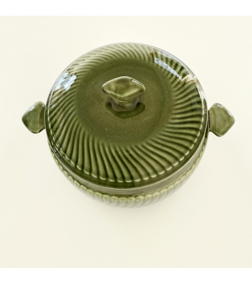 Piatto con coperchio vintage - Boch Frères kitatori mobili Oggetto di design vintage svizzera