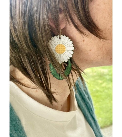 Daisy - Wooden pendant earrings Su Owen cute fashion design designer for women