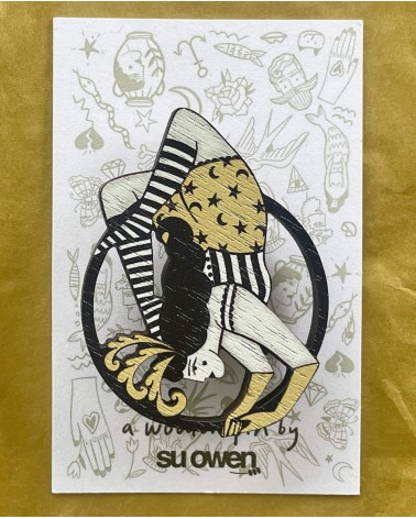 Acrobata del circo - Spilla in legno Su Owen spiritose spille colorate particolari eleganti donna da giacca uomo