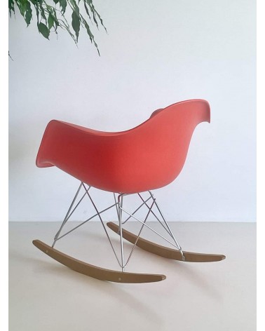 Eames Plastic Armchair RAR - VITRA - Usate kitatori mobili Oggetto di design vintage svizzera