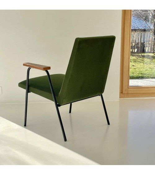 Vintage armchair - Pierre Guariche for Meurop kitatori switzerland vintage furniture design classics