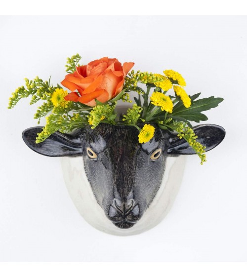 Mouton suffolk à tête noire - Vase mural en céramique Quail Ceramics design fleur décoratif original kitatori suisse
