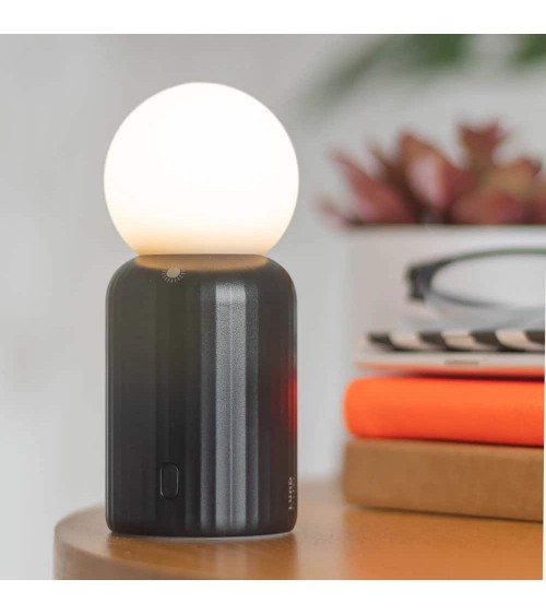 Mini Lamp Noir - Mini lampe de table sans fil Lund London a poser de nuit led moderne originale design suisse